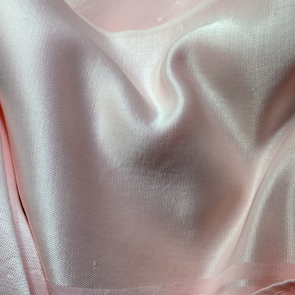 Pink Table Cloth - Picture 6 of 6